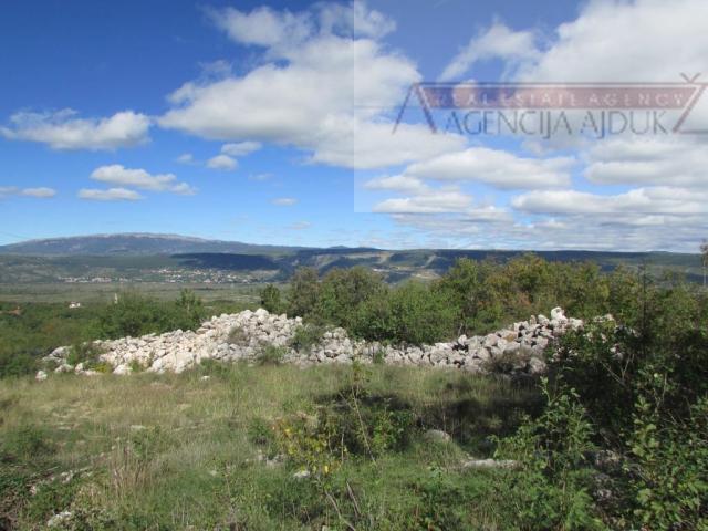 Imotski Grubine 4553 m2 građevinsko zemljište - intima!