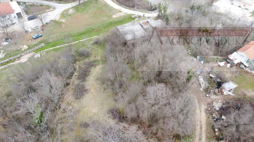 Imotski Kamenmost građevinsko zemljište 1595 m2
