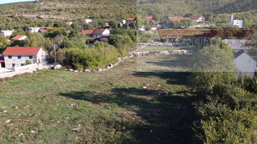 Imotski građevinsko zemljište 7665 m2 - novo - TOP
