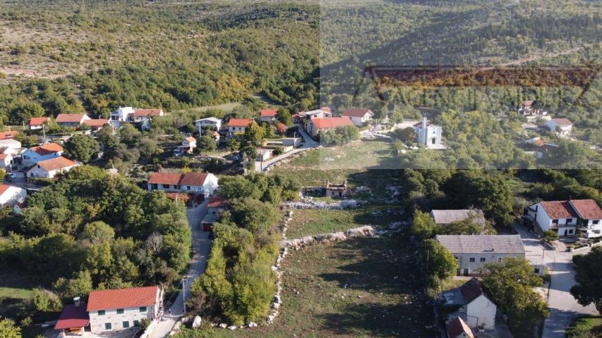 Imotski građevinsko zemljište 7665 m2 - novo - TOP
