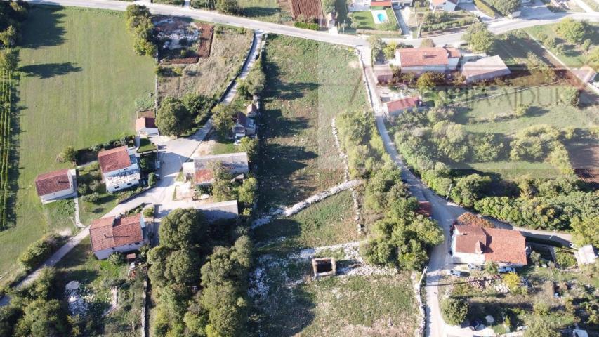 Imotski građevinsko zemljište 7665 m2 - novo - TOP