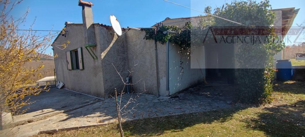 Svib Jasenak stambeno-poslovni objekt 403 m2 - intima - novo