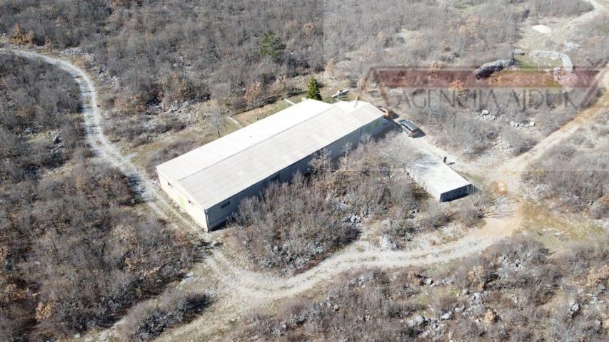 Svib Jasenak stambeno-poslovni objekt 403 m2 - intima - novo