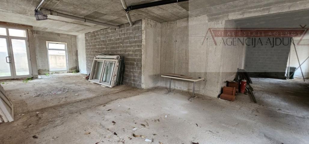 Zadar Borik poslovni prostor 76 m2 novo u ponudi