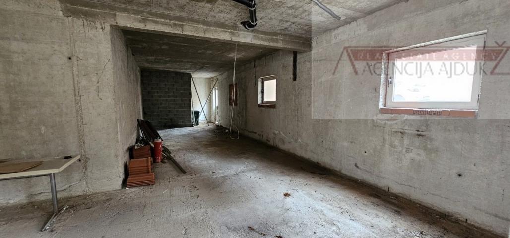 Zadar Borik poslovni prostor 76 m2 novo u ponudi