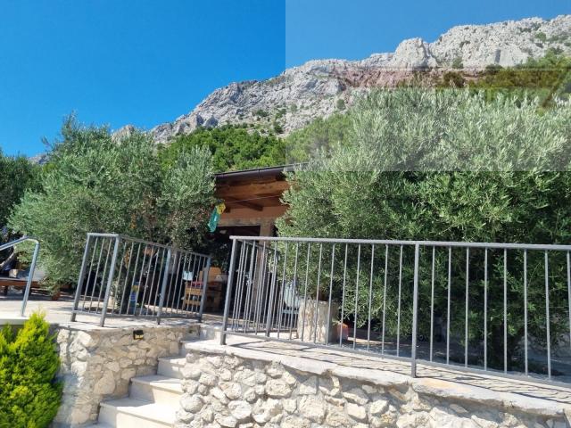Omiš vila Stanići top lokacija - intima - pogled na more