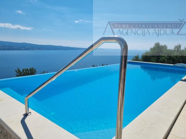Omiš vila Stanići top lokacija - intima - pogled na more