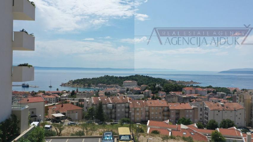 Makarska dvosobni stan 70,11 m2 novogradnja vrhunska lokacija