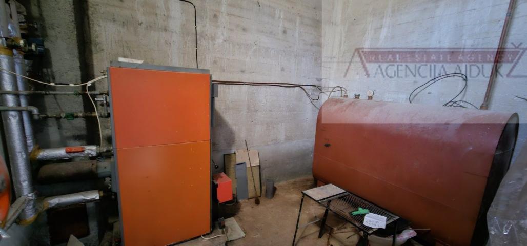 Imotski Drum odlična obiteljska kuća 290 m2 + okućnica - novo u ponudi