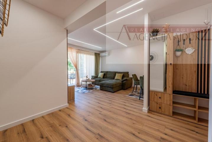 Zadar Borik novouređeni i namješteni stan 70 m2