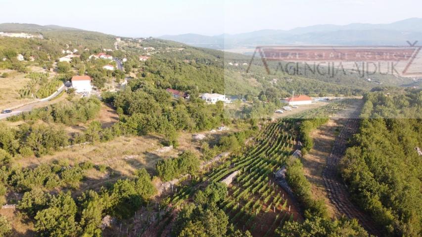 Imotski 2029 m2 građevinsko zemljište - otvoren pogled - novo