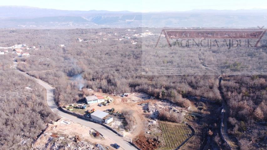 Imotski - Poljica dugoročni najam građevinskog zemljišta 20000 m2