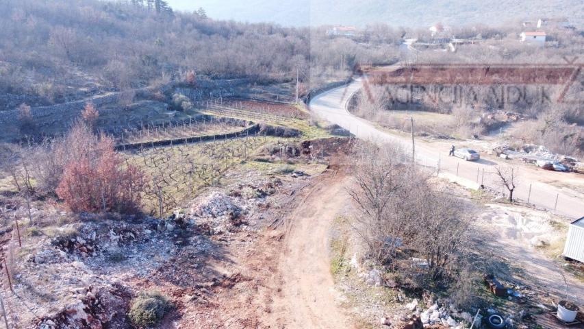 Imotski - Poljica dugoročni najam građevinskog zemljišta 20000 m2
