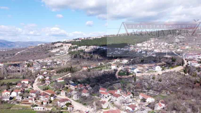 Imotski 764 m2 građevinsko zemljište - Vinjani Donji