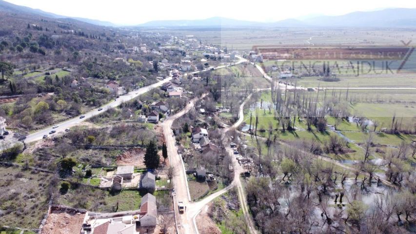 Imotski 1487 m2 građevinsko zemljište - Vinjani Donji