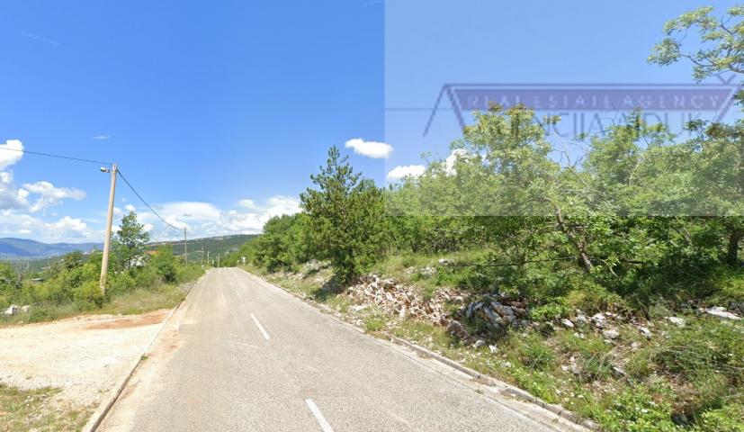 Imotski 1526 m2 građevinsko zemljište - novo u ponudi