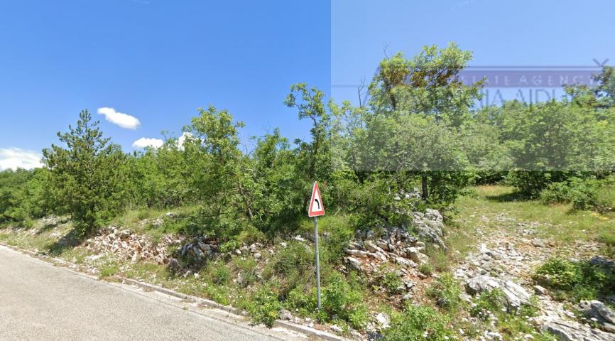 Imotski 1526 m2 građevinsko zemljište - novo u ponudi