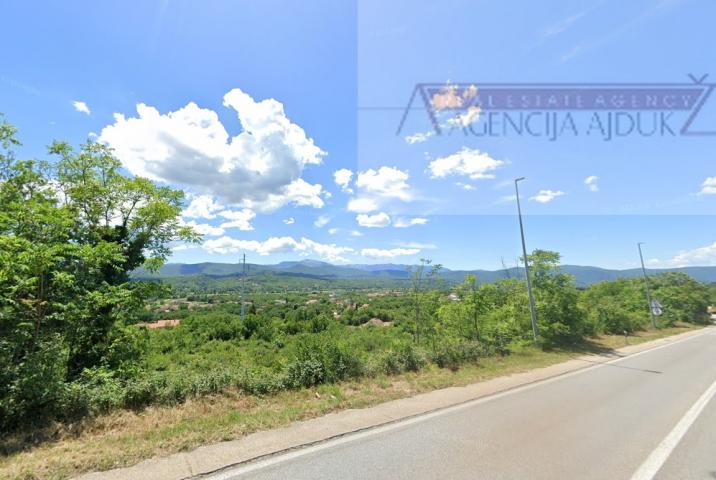 Imotski 13000 m2 građevinsko zemljište top lokacija - novo u ponudi!