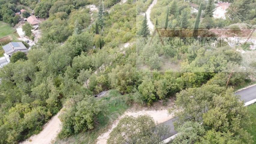 Imotski građevinsko zemljište 1571 m2 Vinjani Donji