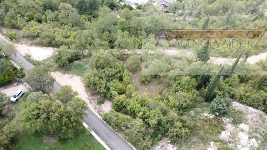 Imotski građevinsko zemljište 1571 m2 Vinjani Donji