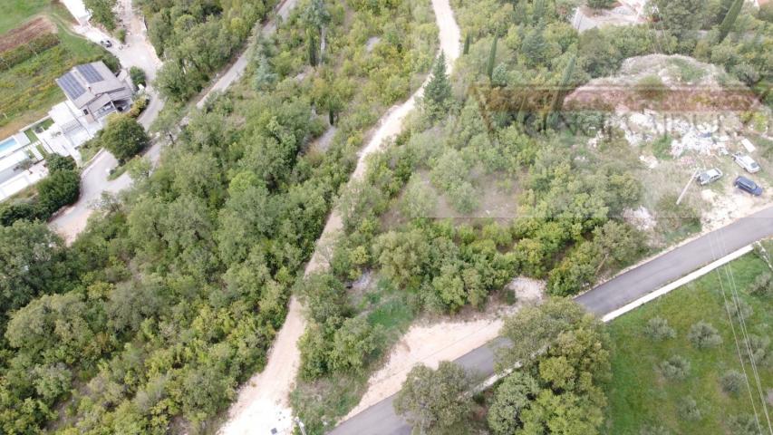 Imotski građevinsko zemljište 1571 m2 Vinjani Donji