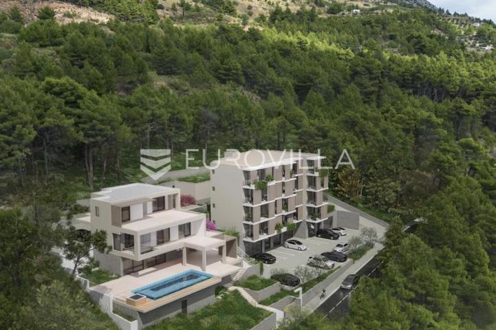 Omiš, trosoban stan u novogradnji na mirnoj lokaciji okruženoj zelenilom, 83,53 m²