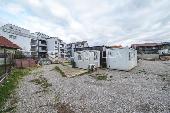 Zagreb, Rudeš, uređeno zemljište površine 1411 m²