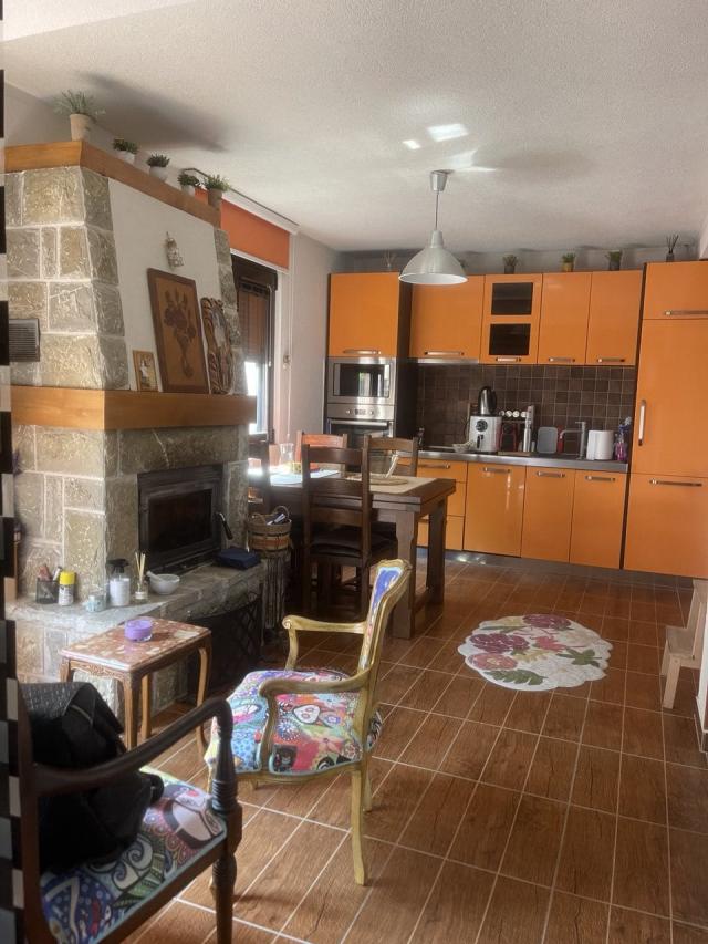 Zweistöckiges Haus mit 2 Schlafzimmern in Polje, Bar