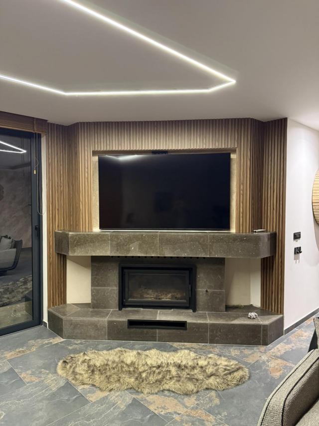 Nova Elegantna vila sa bazenom i panoramskim pogledom u Bjelišima, Bar