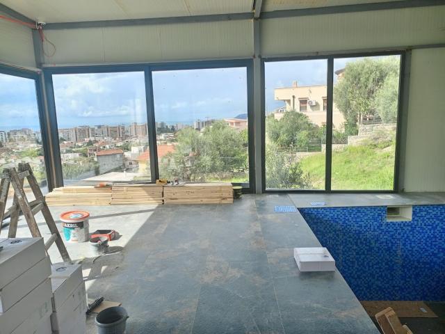 Nova Elegantna vila sa bazenom i panoramskim pogledom u Bjelišima, Bar