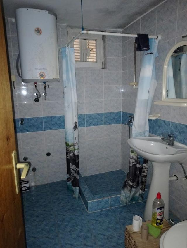 Kuća za Renoviranje na prodaju u Šušnju, Bar