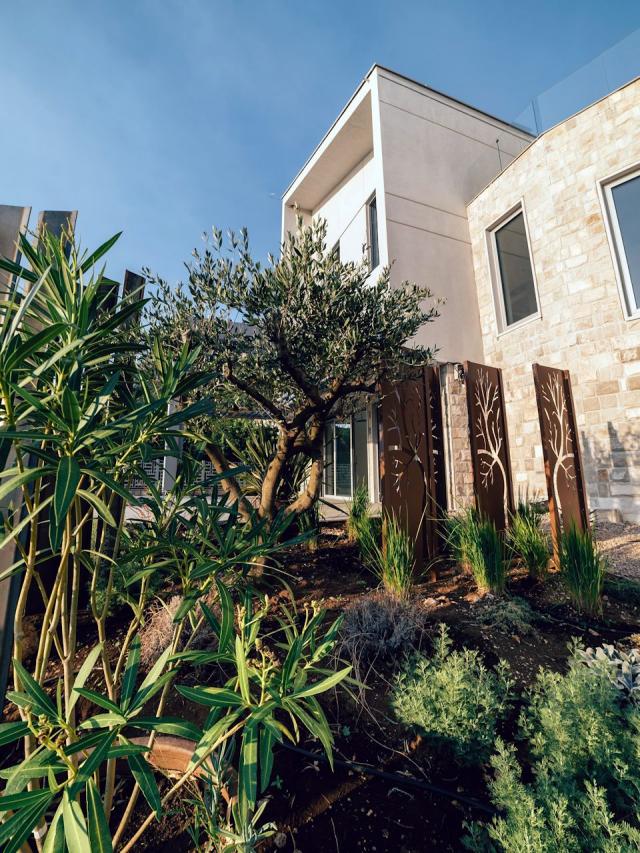 Luxury Villas with Panoramic Sea Views in Tudorovići, Budva