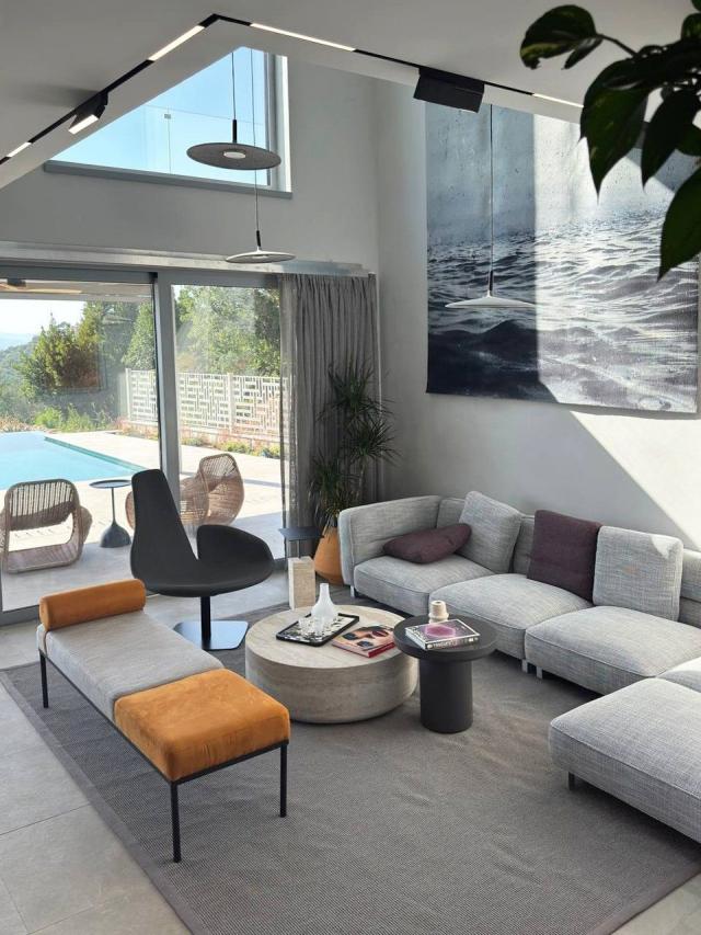 Luxury Villas with Panoramic Sea Views in Tudorovići, Budva