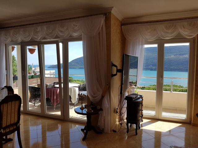 Elegant Three-Bedroom Apartment in Herceg Novi