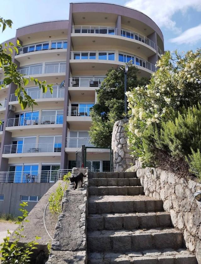 2-Bedroom Apartment for Sale with Sea View in Rafailovići