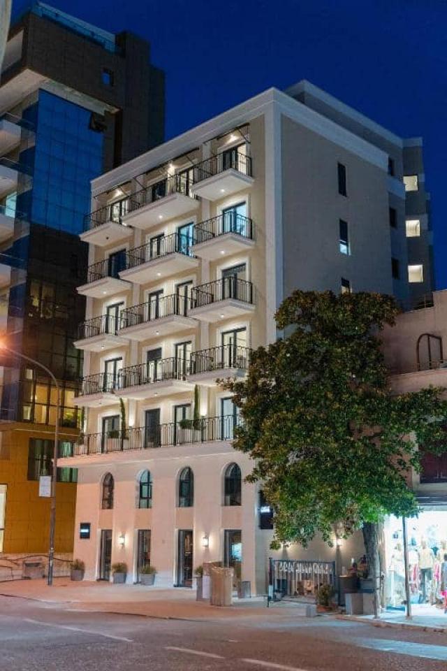 Garsonjera na prodaju u centru Budve – Allure Condo Hotel 4*