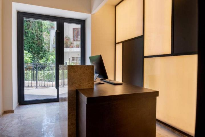 Garsonjera na prodaju u centru Budve – Allure Condo Hotel 4*