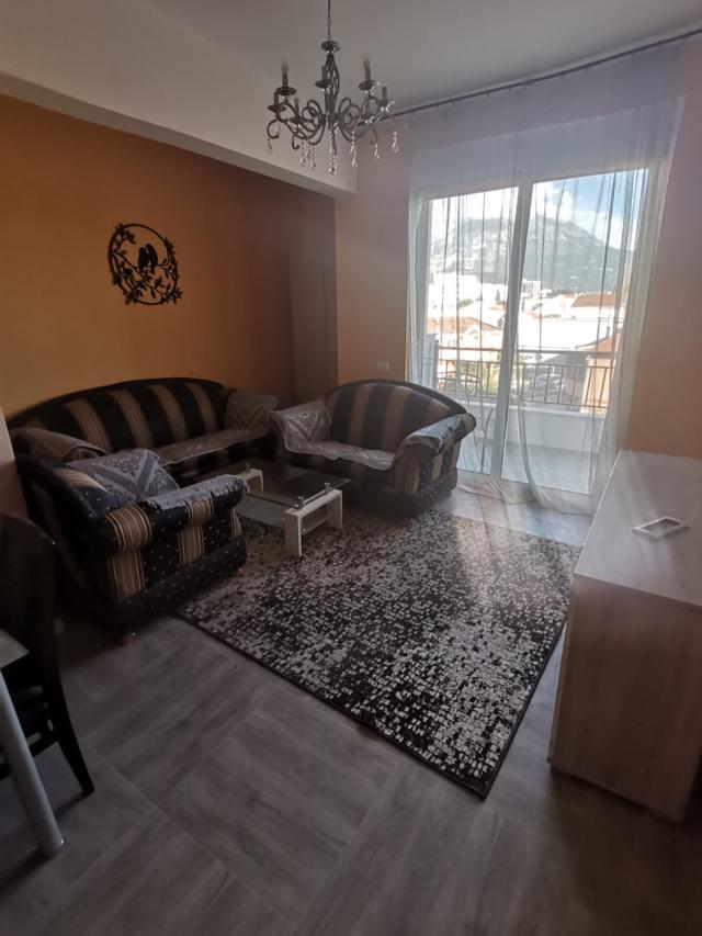Moderan jednosoban stan na prodaju u Baru