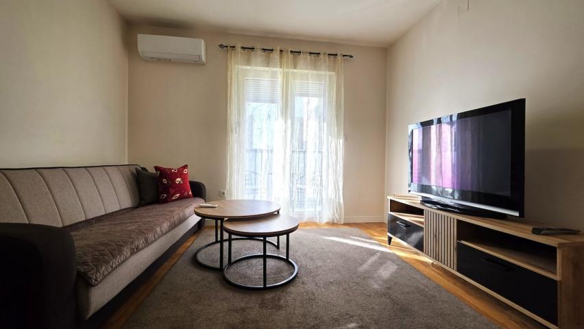 Jednosoban namješten stan, 42m2, Pobrezje, Podgorica