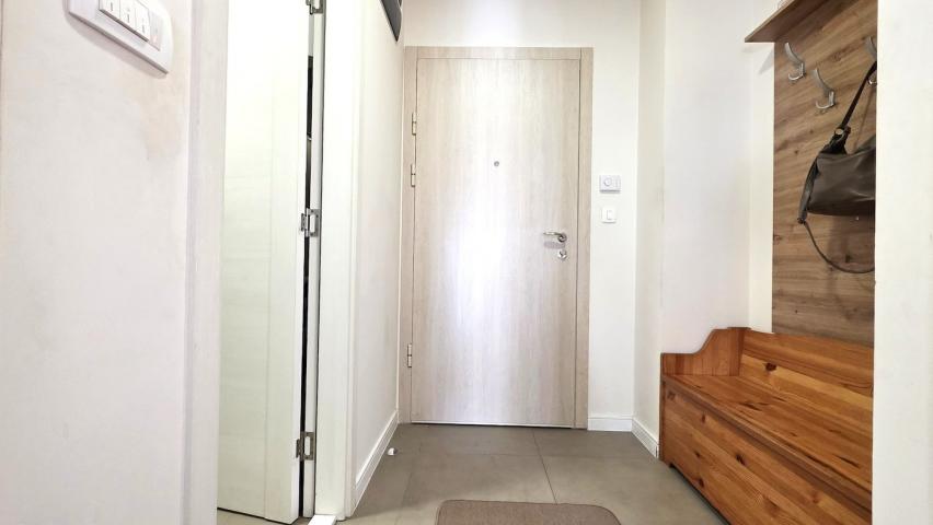 Jednosoban namješten stan, 42m2, Pobrezje, Podgorica