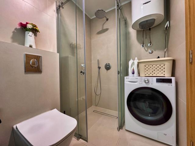 Prodaja luksuznog jednosobnog stana 46 m² – Central Point, Podgorica