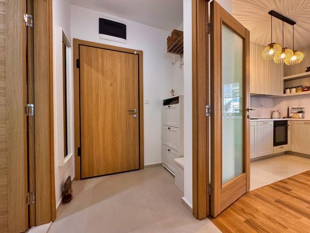 Prodaja luksuznog jednosobnog stana 46 m² – Central Point, Podgorica