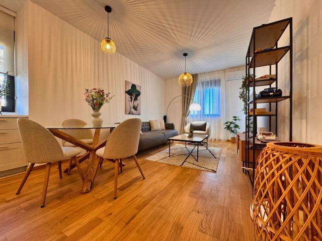 Prodaja luksuznog jednosobnog stana 46 m² – Central Point, Podgorica