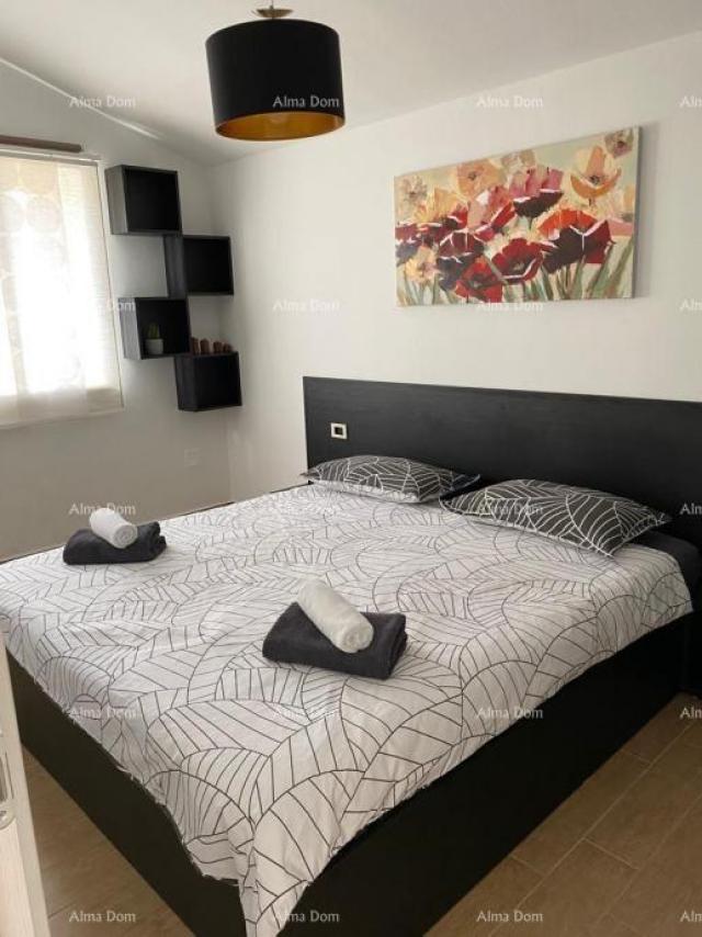 House For sale: House, 200 m²,  Raša