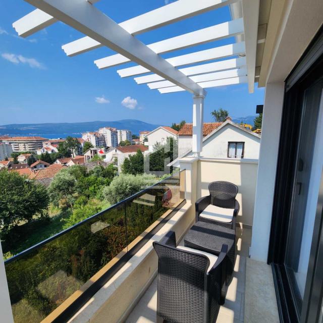 Stan 45 m² na Izdavanje – Tivat