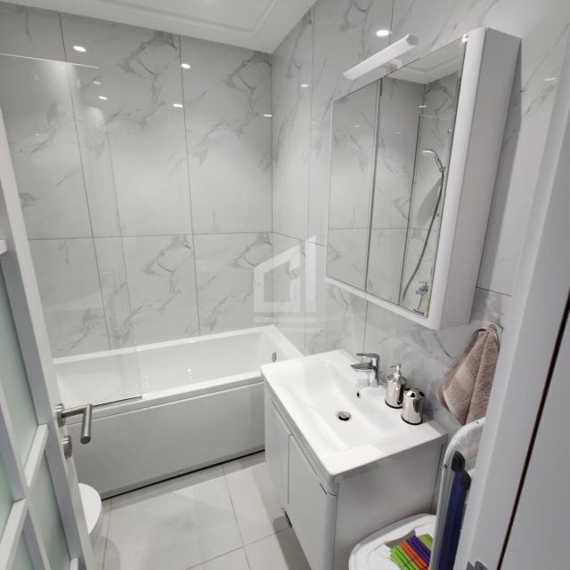 Stan 45 m² na Izdavanje – Tivat