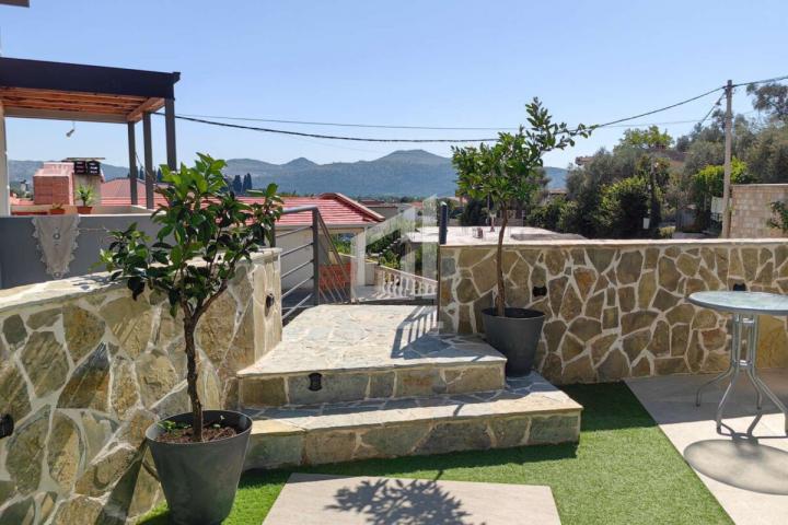 Kuća 220 m² na Prodaju – Bar