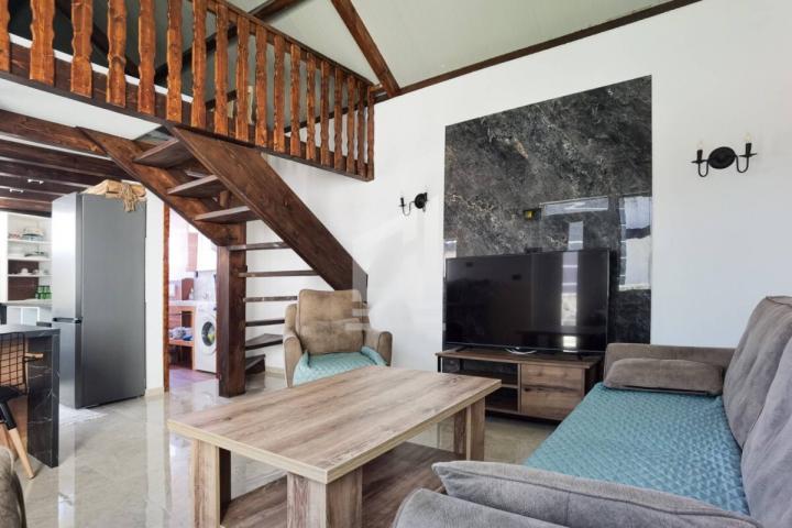 Kuća 220 m² na Prodaju – Bar