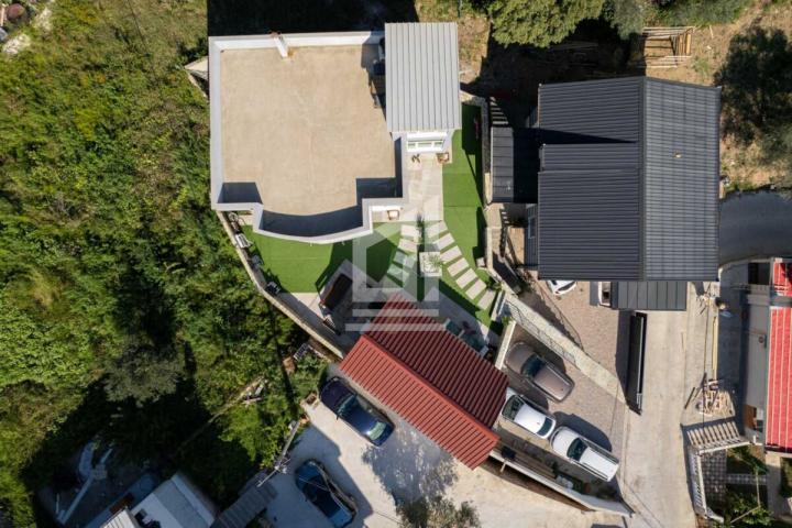 Kuća 220 m² na Prodaju – Bar