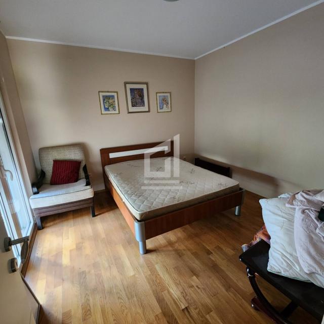 Stan 90 m² na Prodaju – Gorica C, Podgorica
